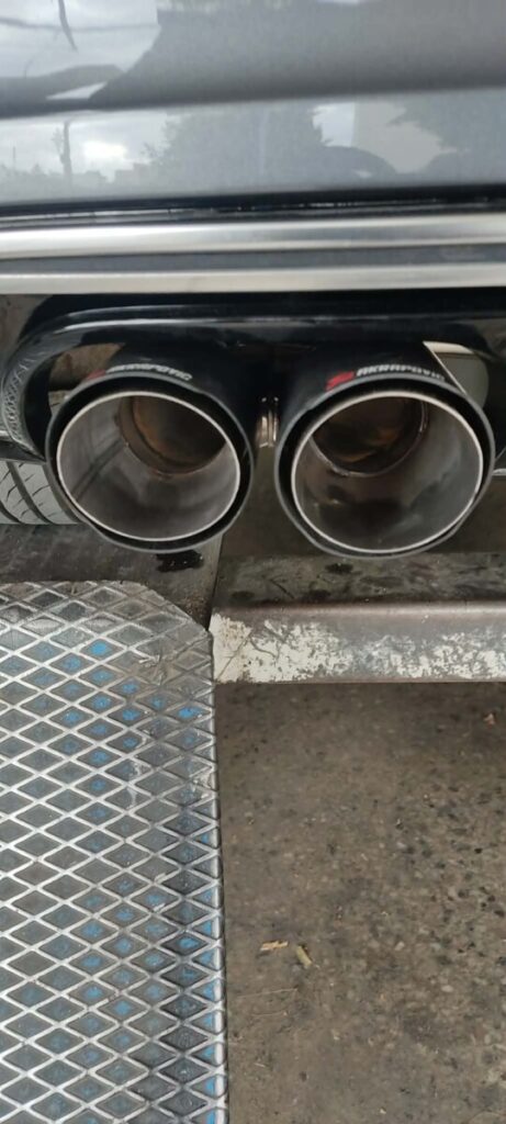 Audi A3 Διπλές απολήξεις akrapovic